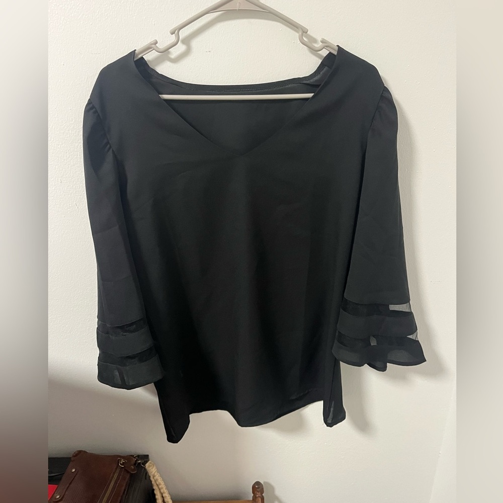 Quarter Sleeve Bell Bottom Sleeves